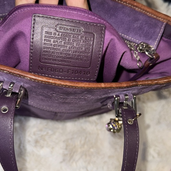 COACH PURPLE SUEDE BAG - Picture 3 of 16